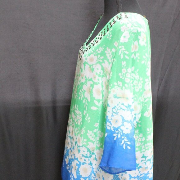 Valerie Stevens Floral Sheer Women's V-Neck Top - Picture 3 of 7